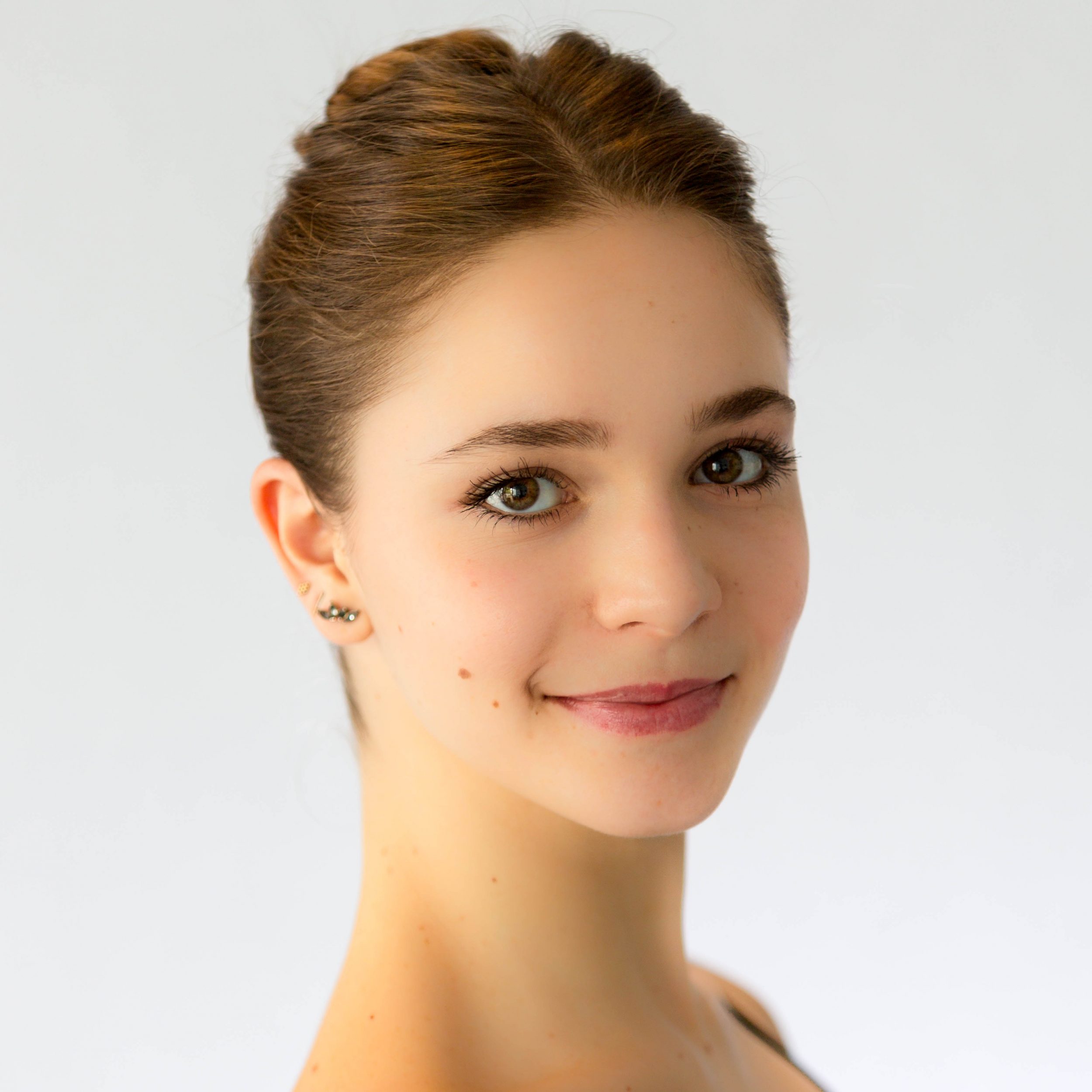 TWB Headshots-Victoria Victoria Arrea